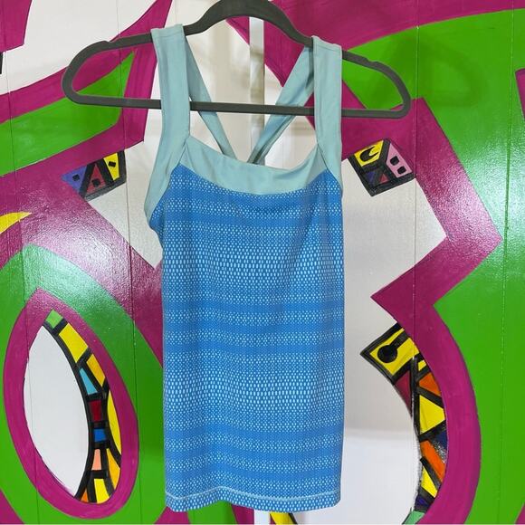 Lucy Powermax, Athletic Built in Bra Tank Top. Size Medium. Excellent condition! - Picture 1 of 9